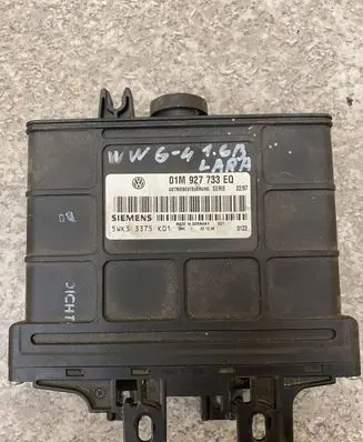 Volkswagen Golf IV Gearbox control unit/module 01M927733EQ 5WK33375