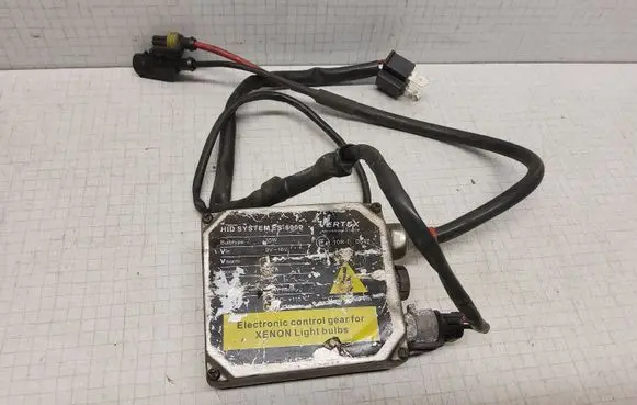 Mercedes-Benz E W210 Xenon control unit/module ES8000