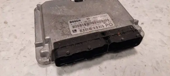 Opel Zafira A Engine control unit/module 0281010268 24417169