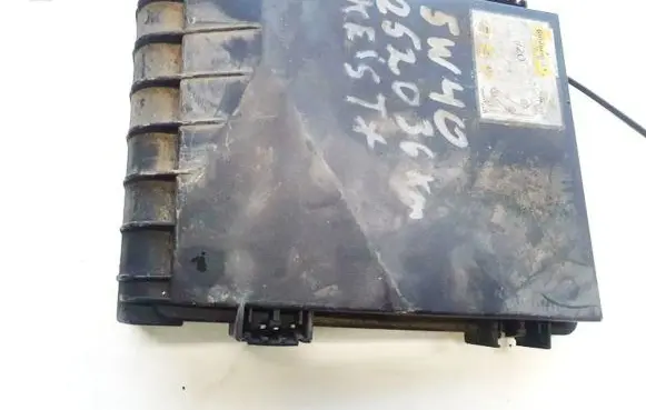 Volkswagen Polo Fuse box cover 1k0937132d 0-1394943-1