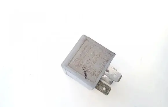 Volkswagen Golf IV Other relay 1j0906381a v23134-b63-x396