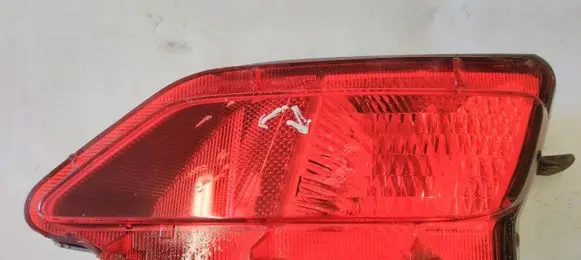 Toyota RAV 4 (XA40) Rear fog light 0561221564754576