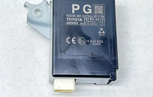 Toyota Land Cruiser (J150) Immobilizer control unit/module 897B060100 2584007492