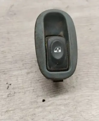 Renault Scenic I Electric window control switch 24949
