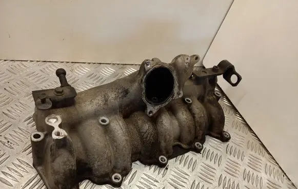 Audi A3 S3 A3 Sportback 8P Intake manifold 03G129715
