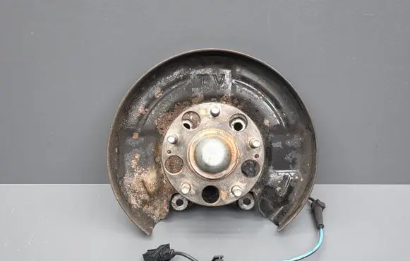 Honda Civic IX Rear wheel hub