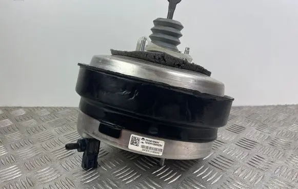 Jeep Grand Cherokee Brake booster