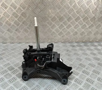 Gear shifter/selector