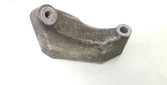 Mercedes-Benz E W211 A/C compressor mount bracket A6112340239 154039