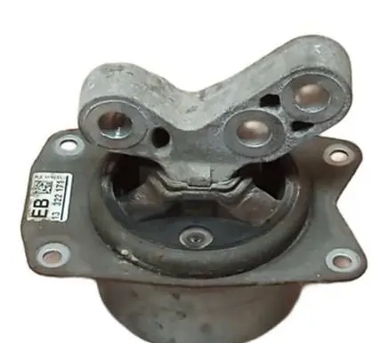 Engine mount bracket