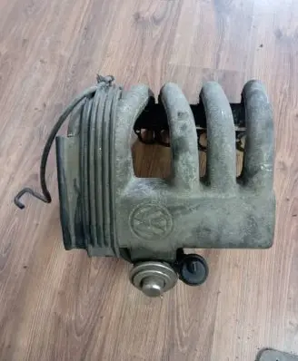 Volkswagen II LT Intake manifold 074129713N