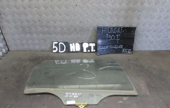 Hyundai i30 Rear door window glass