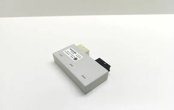 BMW 5 E60 E61 Sunroof control unit/module 9137055 61359137055