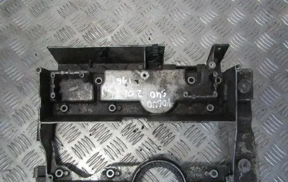 Rocker cam cover