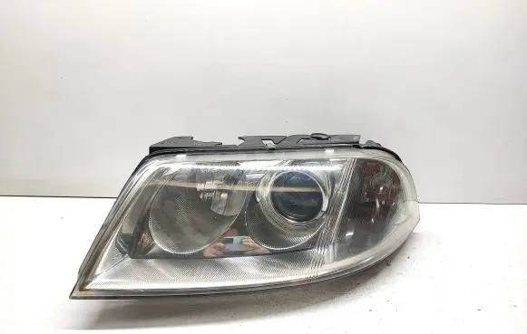 Volkswagen PASSAT B5.5 Headlight/headlamp 3B0941015AP