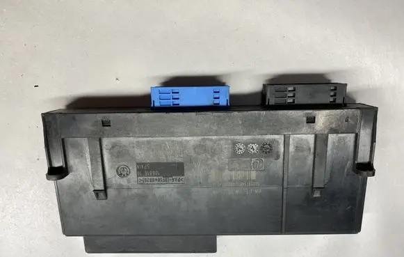 BMW 3 E90 E91 Central body control module 9176877