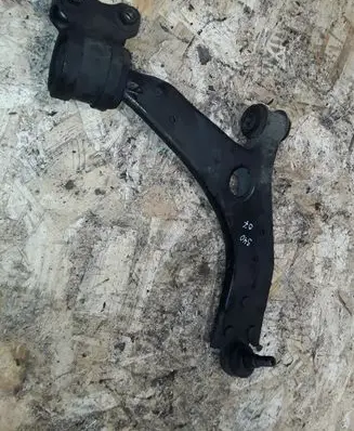 Volvo S40 Front lower control arm/wishbone