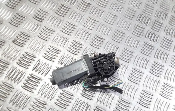 Mercedes-Benz E W211 Seat adjustment motor 0390203001