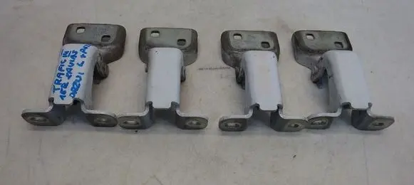 Opel Vivaro Front door hinge set 93450652