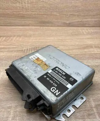 Opel Calibra Engine control unit/module ECU 0261200530 90409629