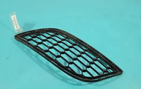 Alfa Romeo Giulietta Front bumper lower grill 156085893 IMPRK1531206
