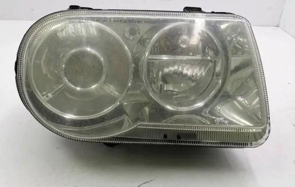 Chrysler 300 - 300C Headlight/headlamp E1317558983