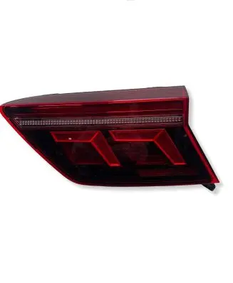 Volkswagen Tiguan Tailgate rear/tail lights 5NA945308L