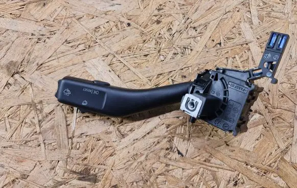 Skoda Octavia Mk2 (1Z) Wiper control stalk 1K0953519C 01203507 20350760105822