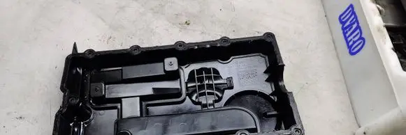 Rocker cam cover