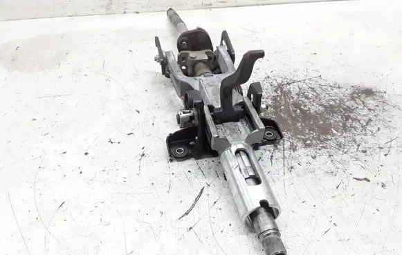 BMW 5 E39 Steering wheel axle