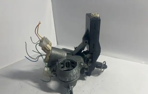Mitsubishi Outlander Ignition lock 8670A037 2009DJ4348 116RI000075