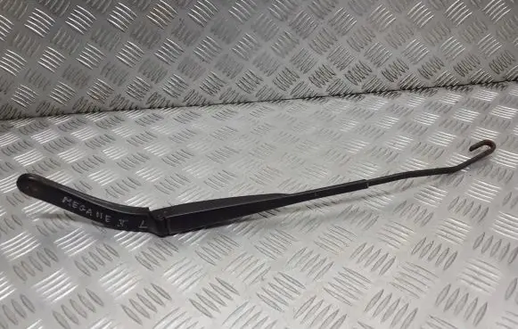 Renault Megane II Front wiper blade arm 8200036916