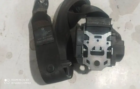 Volkswagen Polo IV 9N3 Rear seatbelt 6Q0857806A 40549 34024496