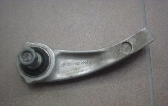 Mercedes-Benz C W205 Front anti-roll bar/stabilizer link A2053230817