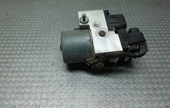 Nissan Navara D22 ABS Pump 11000031300 47660VK310