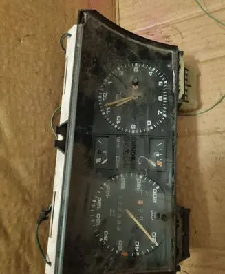 Volkswagen Golf II Speedometer (instrument cluster) 191919033C 110008297015 191919059