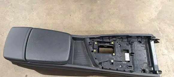 Audi Q7 4M Center console 4M0863243C