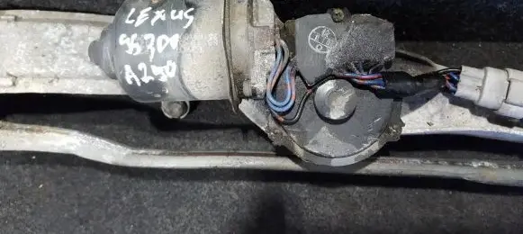 Lexus GS 300 400 430 Wiper motor