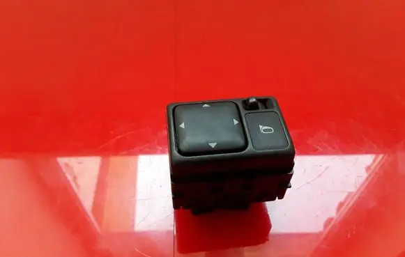 Nissan Navara D40 Wing mirror switch 050129
