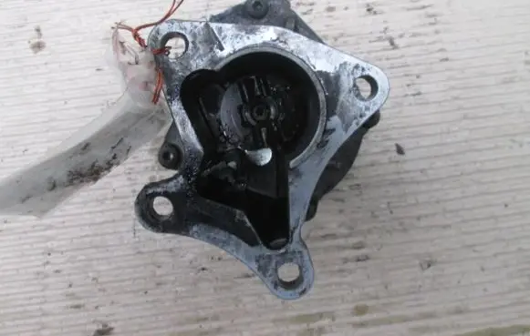 Renault Scenic I Vacuum pump
