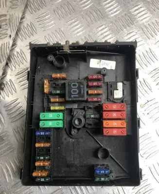 Volkswagen Touran I Fuse module 1K0937125A