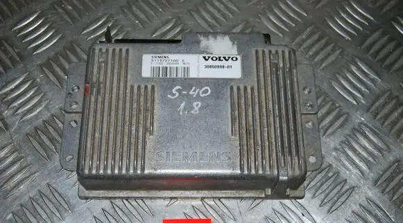Volvo S40, V40 Engine control unit/module S113727100C