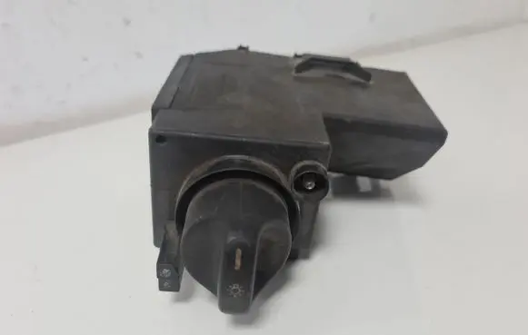 Mercedes-Benz E W210 Light switch 2105450104