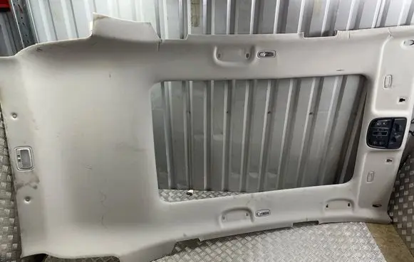 KIA Sorento Headlining 