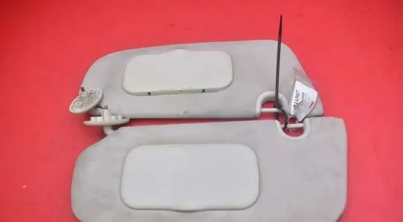 Dodge Caliber Sun visor