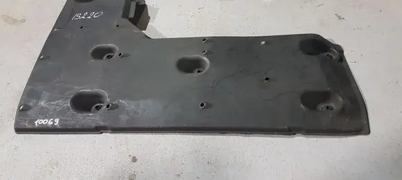 Lexus IS 220D-250-350 Engine splash shield/under tray 5816653020