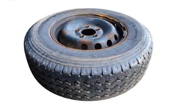 Nissan NV400 R16 steel rim 8200684598