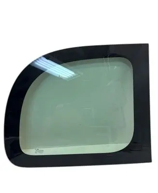 Renault Kangoo II Rear side window 833063867R