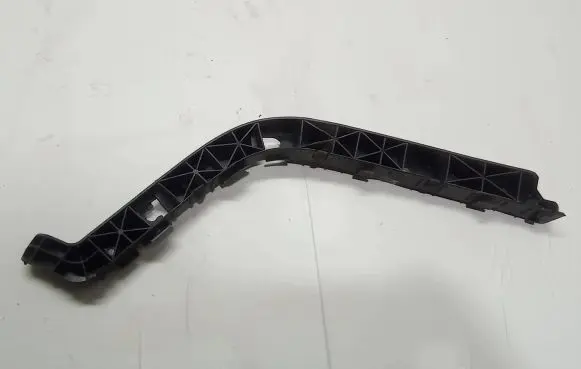 KIA Sorento Bumper support mounting bracket corner 86661C5000