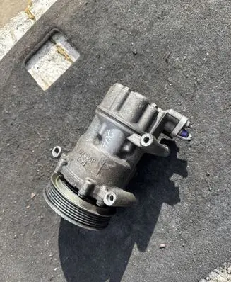 Peugeot 207 Air conditioning (A/C) compressor (pump) 